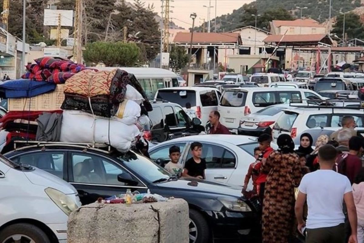 Bentrok Internal Akibatkan Ribuan Warga Suriah Mengungsi ke Lebanon